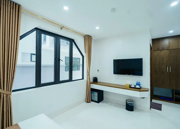 Starway - * Hạ Long